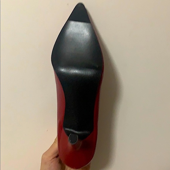 Brand new sexy red pumps - Picture 3 of 3